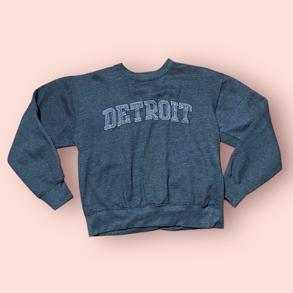 Gray Sweatshirt With Detroit on Front - Picture 2 of 9